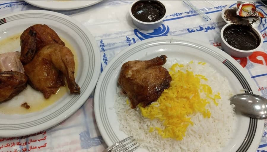 اکبرجوجه متل‌قو