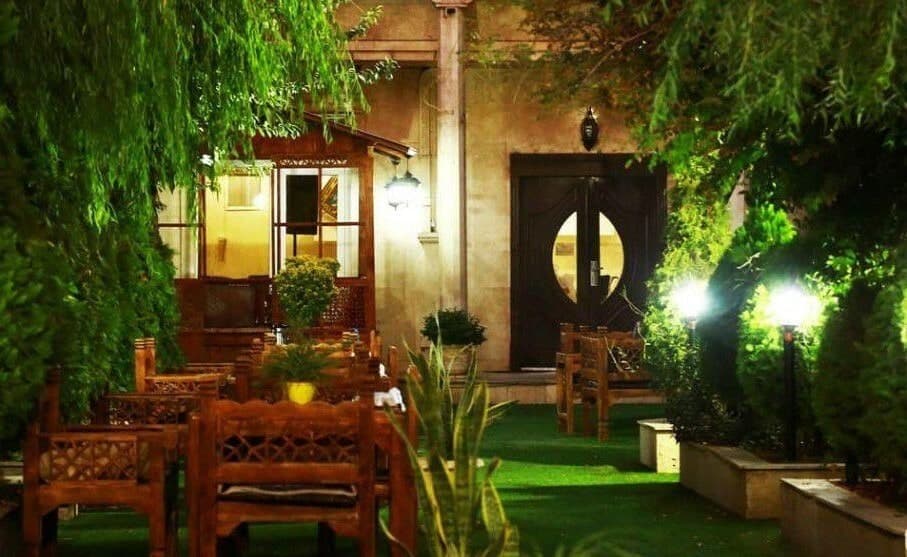 رستوران درخشان شهریار