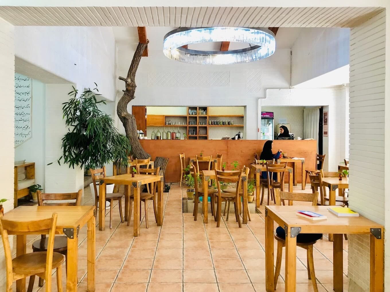 کافهکتاب آفتاب مشهد