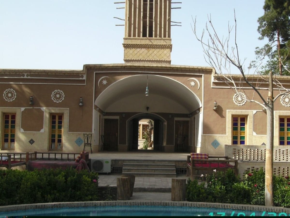 هتل باغ مشیرالممالک
