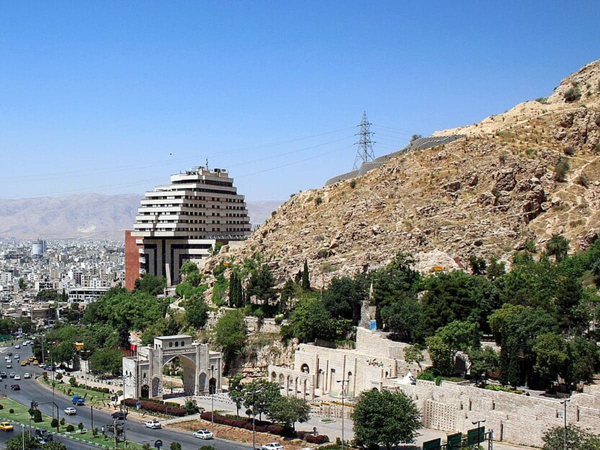 هتل بزرگ شیراز
